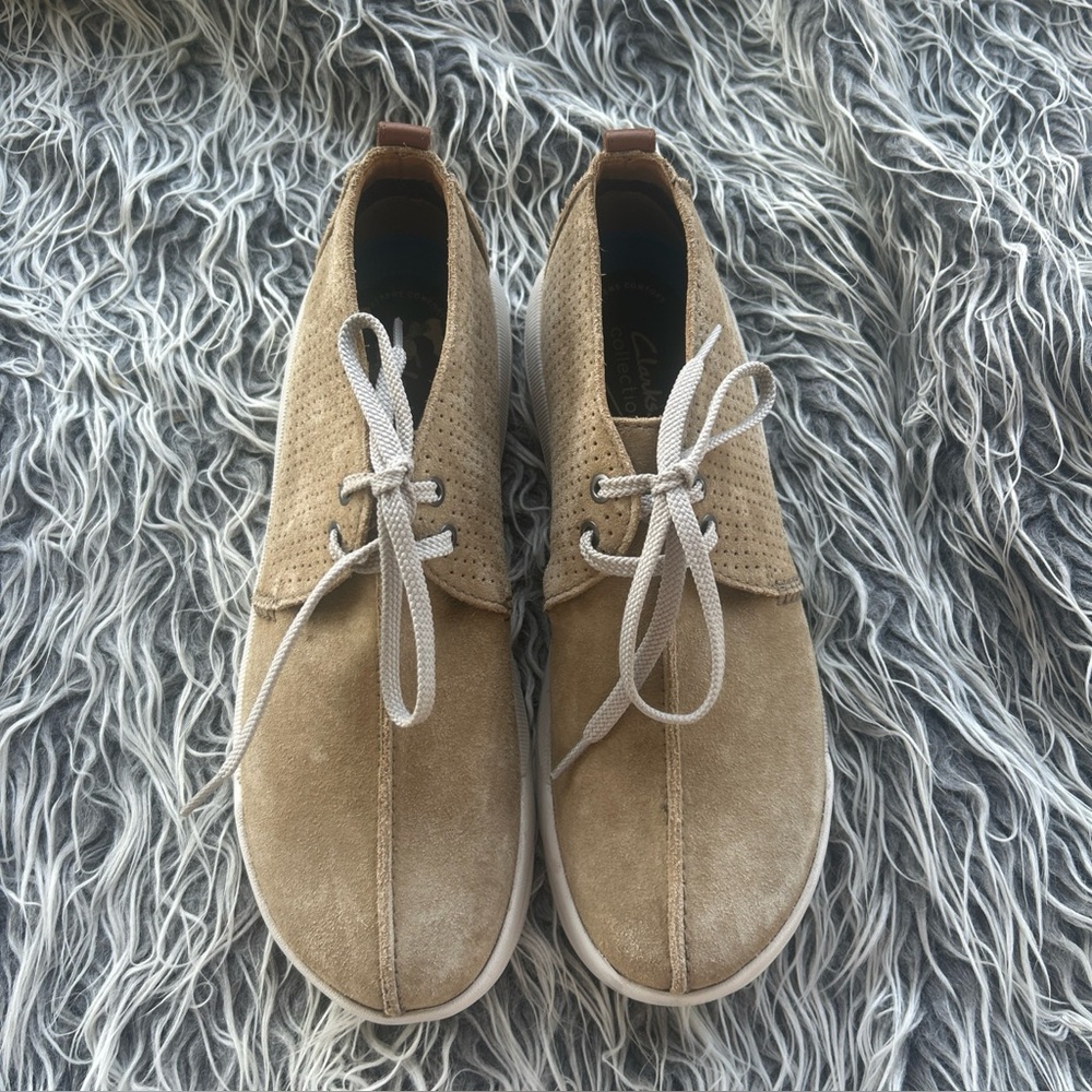Clarks Mens Driftway Seam 10.5 Dark Sand Suede Shoes.